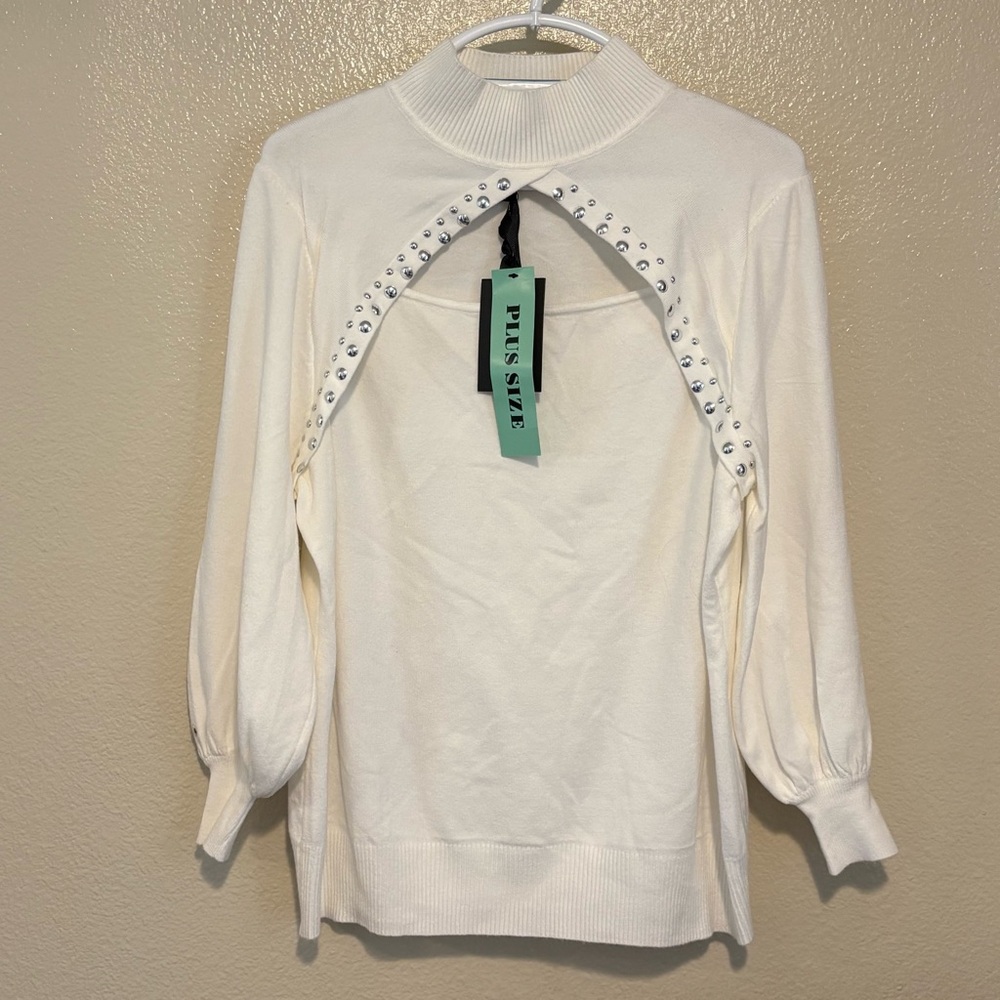 NWT Oliver.O Ivory Long Sleeve Sweater Studded Trim Cutout Front Plus Size 2X